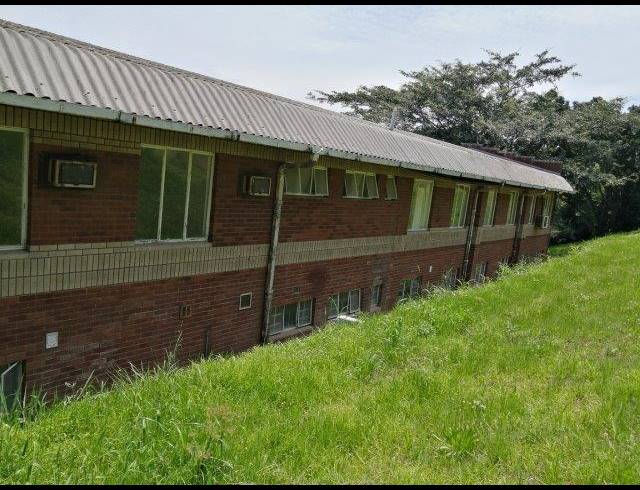 403M² OFFICE TO LET IN WESTVILLE